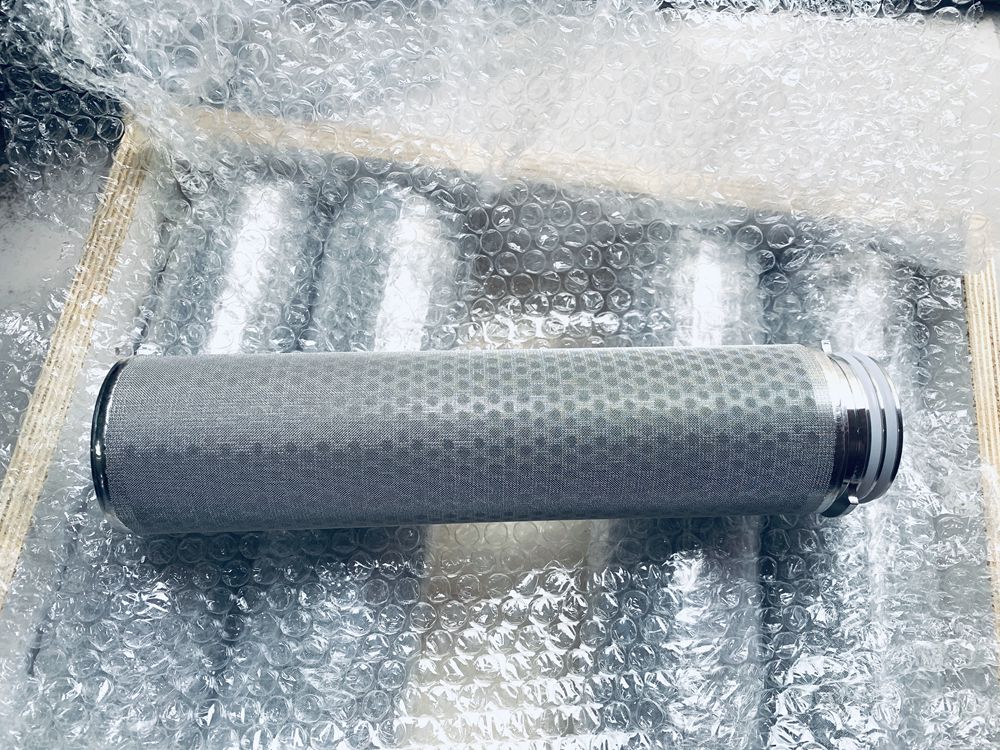 冲孔板复合网的优势你知道几多？？？？？？